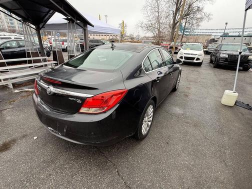 Carbon Black Metallic 2011 Buick Regal CXL