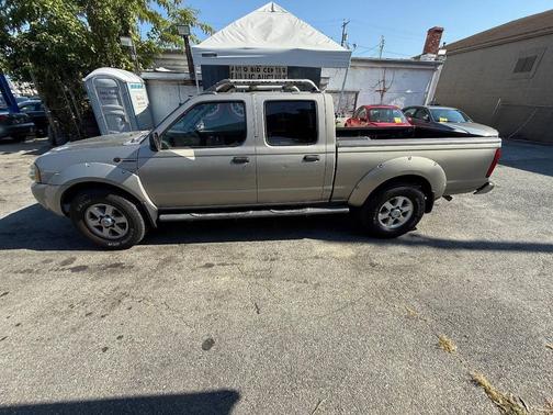 2004 Nissan Frontier S/C Crew Cab