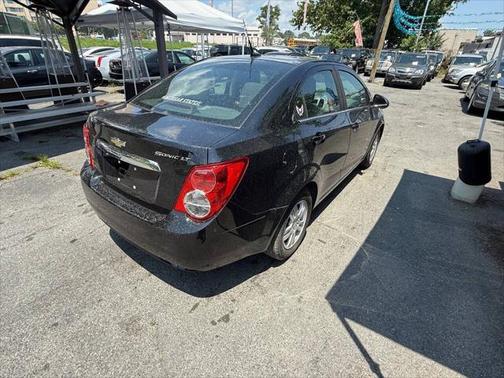 2012 Chevrolet Sonic 2LT