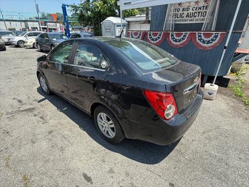 2012 Chevrolet Sonic 2LT