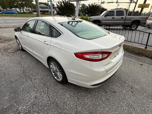 2014 Ford Fusion Hybrid SE
