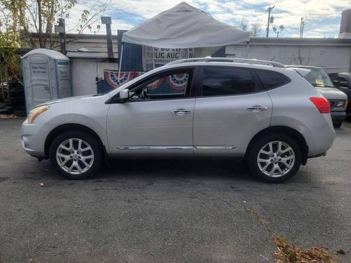 2012 Nissan Rogue SV w/SL Pkg