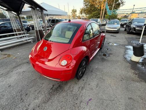 2006 Volkswagen New Beetle 2.5