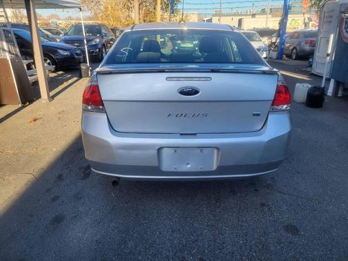 2010 Ford Focus SE