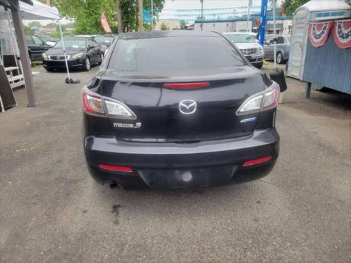 2013 Mazda Mazda3 i Sport