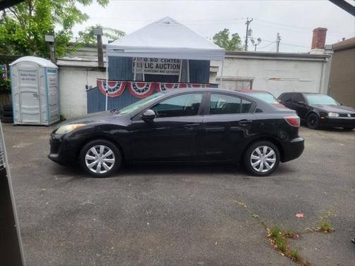 2013 Mazda Mazda3 i Sport