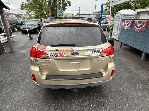 2010 Subaru Outback 2.5 i Premium