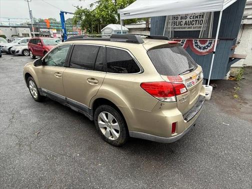 2010 Subaru Outback 2.5 i Premium