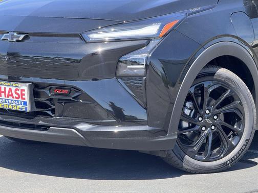 Mosaic Black Metallic 2027 Chevrolet Bolt RS FWD