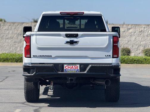 Summit White 2026 Chevrolet Silverado 2500 LTZ