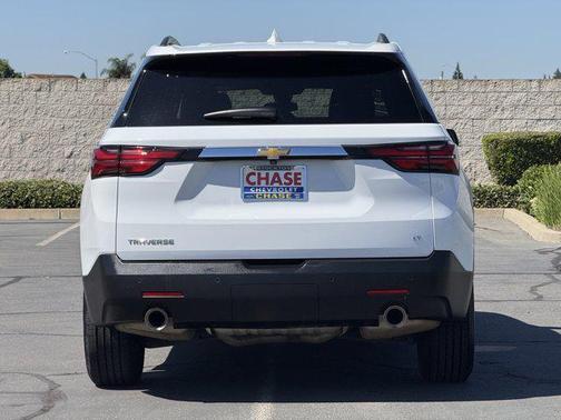 Summit White 2023 Chevrolet Traverse LT Cloth
