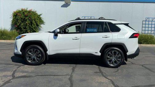 2024 Toyota RAV4 Hybrid XLE Premium