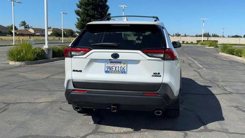 2024 Toyota RAV4 Hybrid XLE Premium