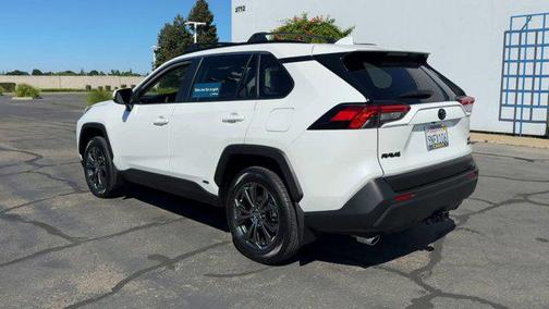 2024 Toyota RAV4 Hybrid XLE Premium
