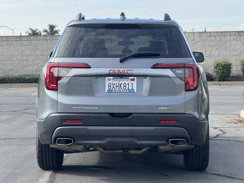 2021 GMC Acadia AWD AT4