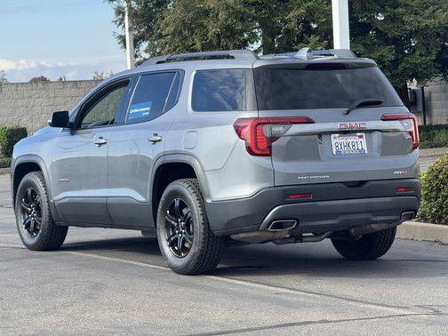 2021 GMC Acadia AWD AT4