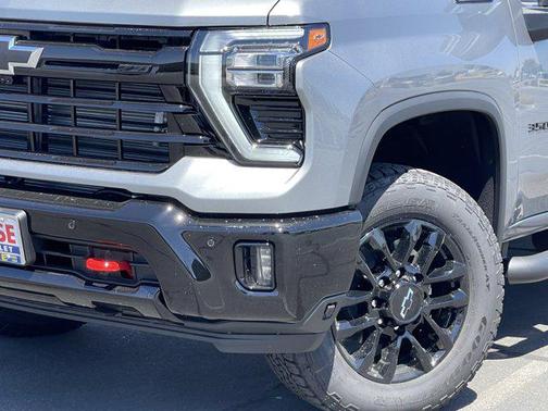 2025 Chevrolet Silverado 3500 LTZ