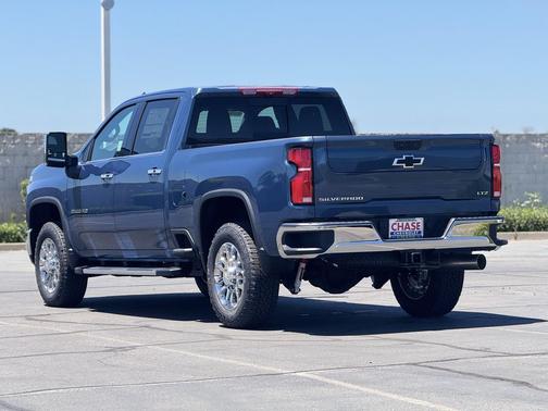 Lakeshore Blue Metallic 2026 Chevrolet Silverado 2500 LTZ