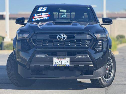 2025 Toyota Tacoma TRD Sport