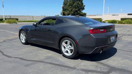2018 Chevrolet Camaro 1LS