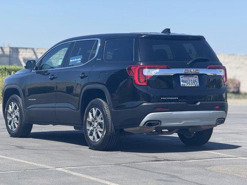 2023 GMC Acadia FWD SLE