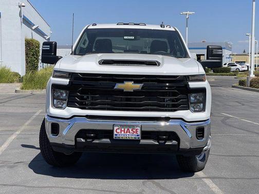 2025 Chevrolet Silverado 3500 WT