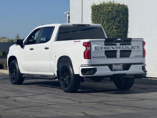 2021 Chevrolet Silverado 1500 Custom