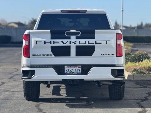2021 Chevrolet Silverado 1500 Custom