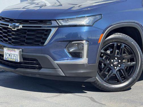 2022 Chevrolet Traverse LS