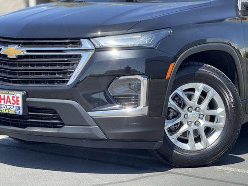 2022 Chevrolet Traverse LS