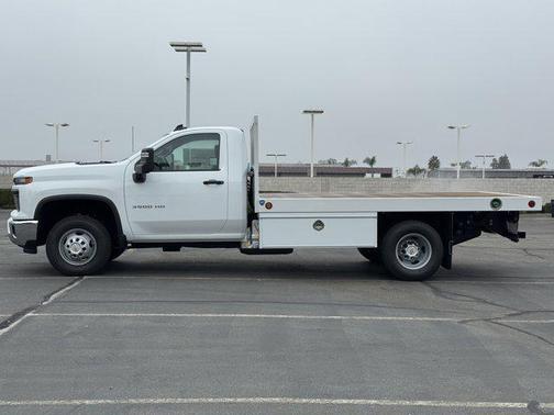 2026 Chevrolet Silverado 3500 WT