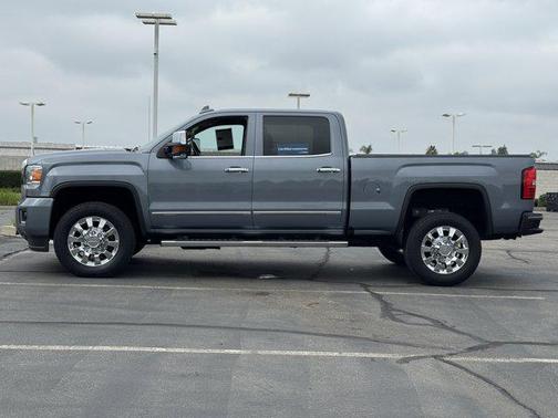 2016 GMC Sierra 2500 Denali