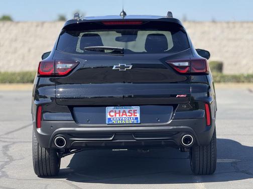 Mosaic Black Metallic 2026 Chevrolet Trailblazer RS