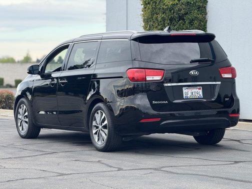 2018 Kia Sedona SX