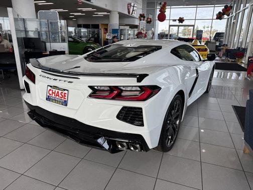 2026 Chevrolet Corvette Stingray w/1LT