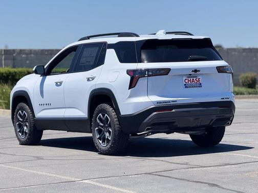Polar White Tricoat 2026 Chevrolet Equinox AWD ACTIV