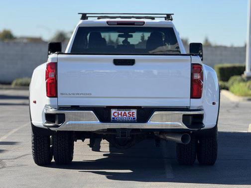 2023 Chevrolet Silverado 3500 WT