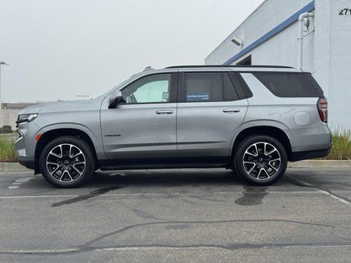 2023 Chevrolet Tahoe 4WD RST