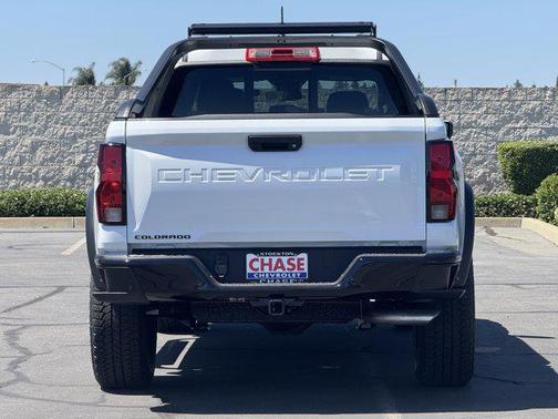 Summit White 2026 Chevrolet Colorado Trail Boss