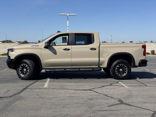 Sand Dune Metallic 2023 Chevrolet Silverado 1500 ZR2