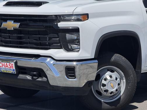 Summit White 2024 Chevrolet Silverado 3500 WT