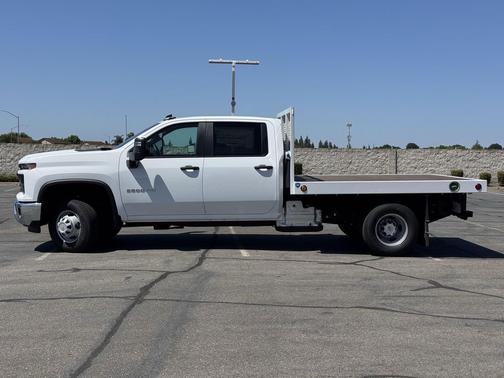 Summit White 2024 Chevrolet Silverado 3500 WT