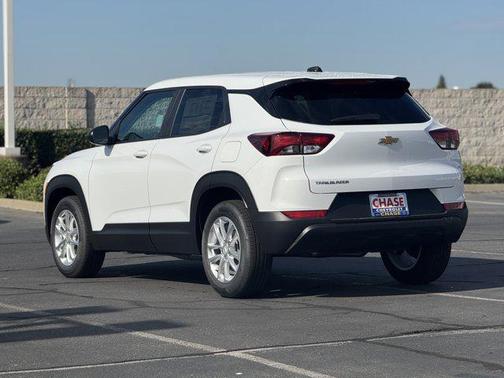 2026 Chevrolet Trailblazer LS