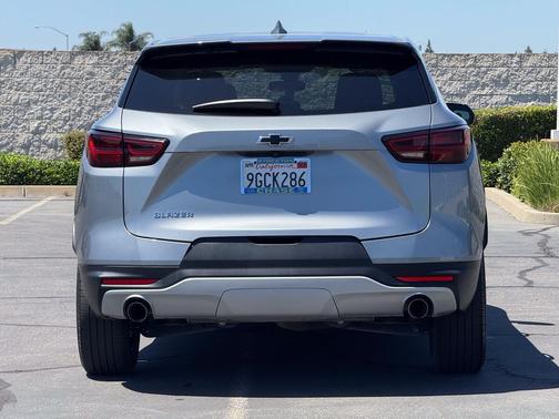 Sterling Gray Metallic 2023 Chevrolet Blazer 2LT