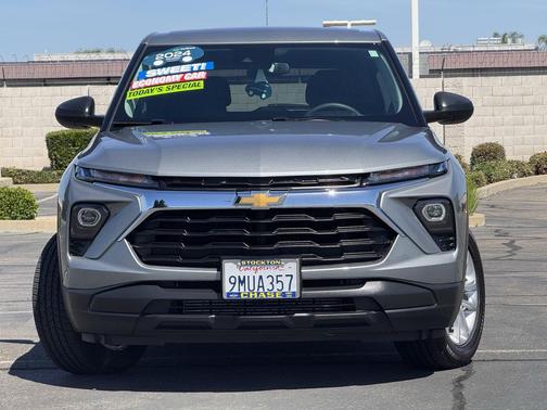 Sterling Gray Metallic 2024 Chevrolet Trailblazer LS