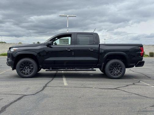Black 2026 Chevrolet Colorado WT