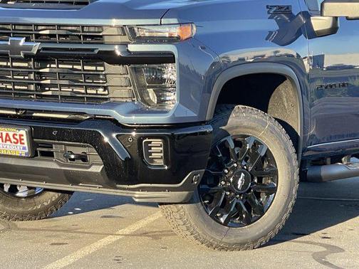 2026 Chevrolet Silverado 2500 Custom