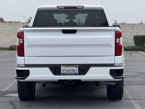 2022 Chevrolet Silverado 1500 Custom