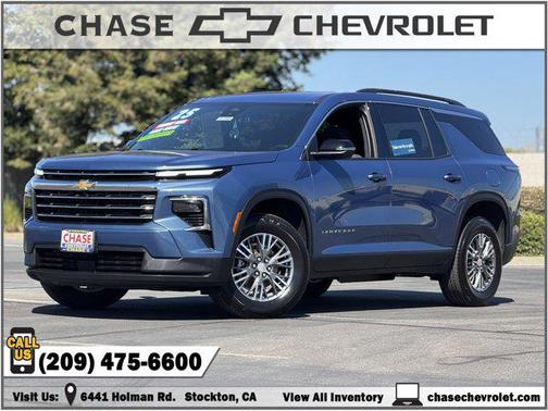 2025 Chevrolet Traverse LT