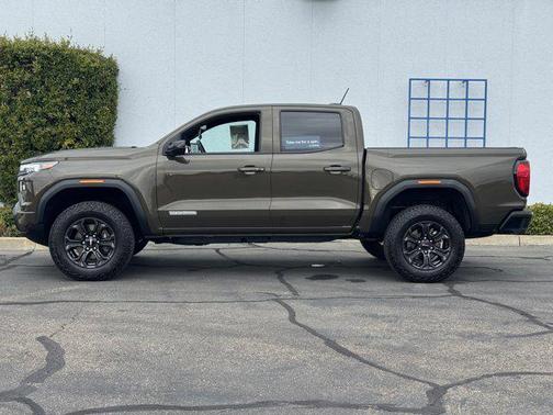 2024 GMC Canyon Elevation